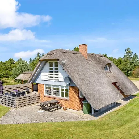 Holiday home Arja - 2-2km From The Sea In Western Jutland By Interhome Blavand