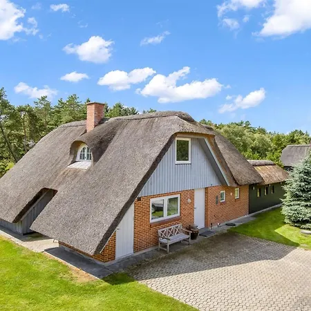 Holiday home Arja - 2-2km From The Sea In Western Jutland By Interhome *